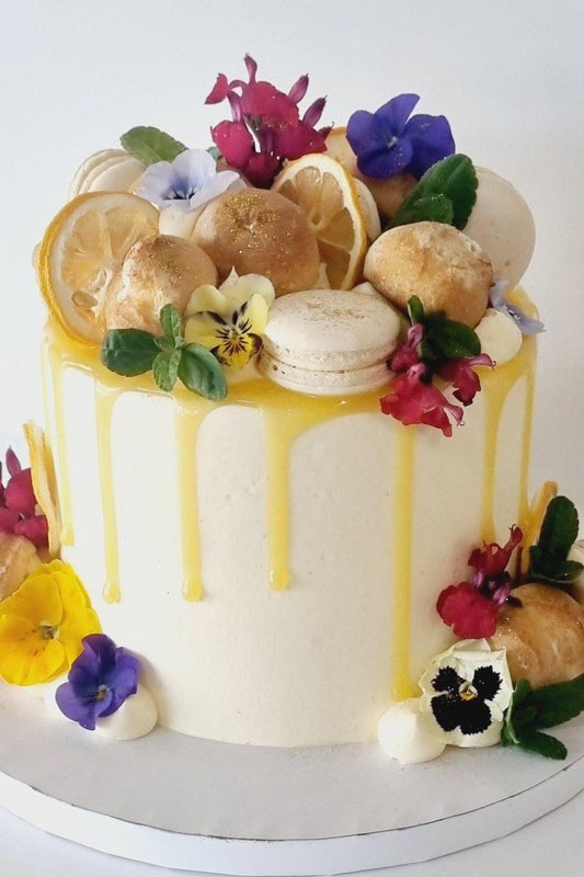 Lemon & Profiterole cake