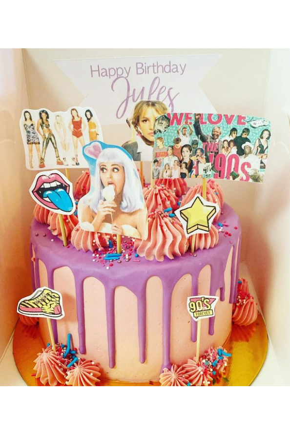 Fans Cake