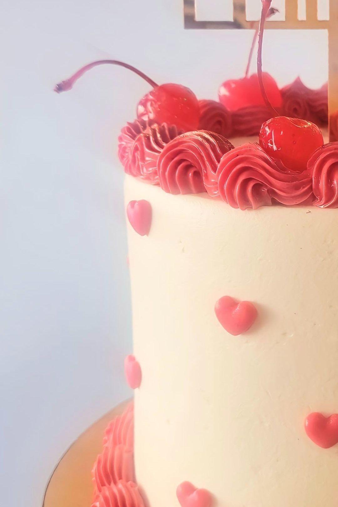 Vintage 3-layer Cakes