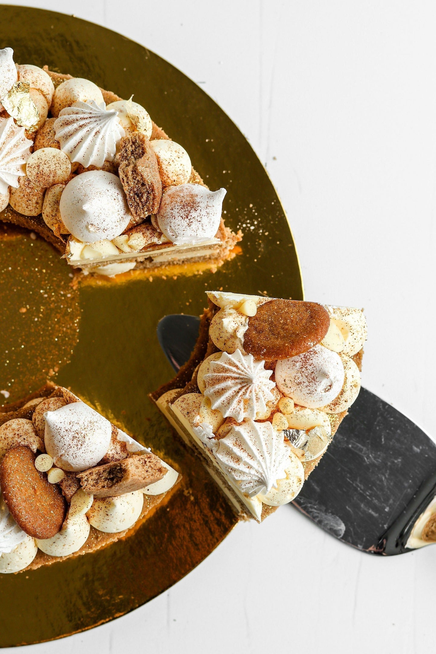 Christmas Wreath Cake - Gingerbread