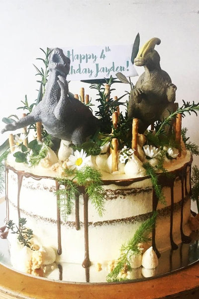 Dinosaurs, 3 layer cake